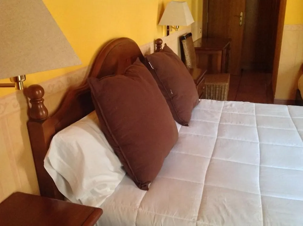 Hotel Hostal Can Misse Collbato